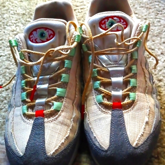 NIKE AIR MAX 97 HALLOWEEN LIMITED EDITION - Picture 2 of 3